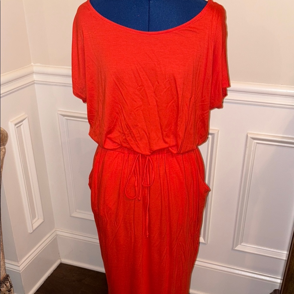 NWT long dress Impressions size L